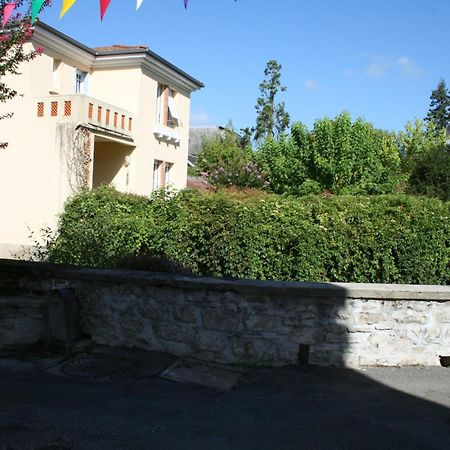 Appartement Le Nid Du Saleys - 70 M2 Centre Ville De Salies-de-Béarn Kültér fotó